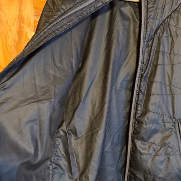 REI Women's Dark Grey Packable Puffer Jacket - Picture 10 of 13